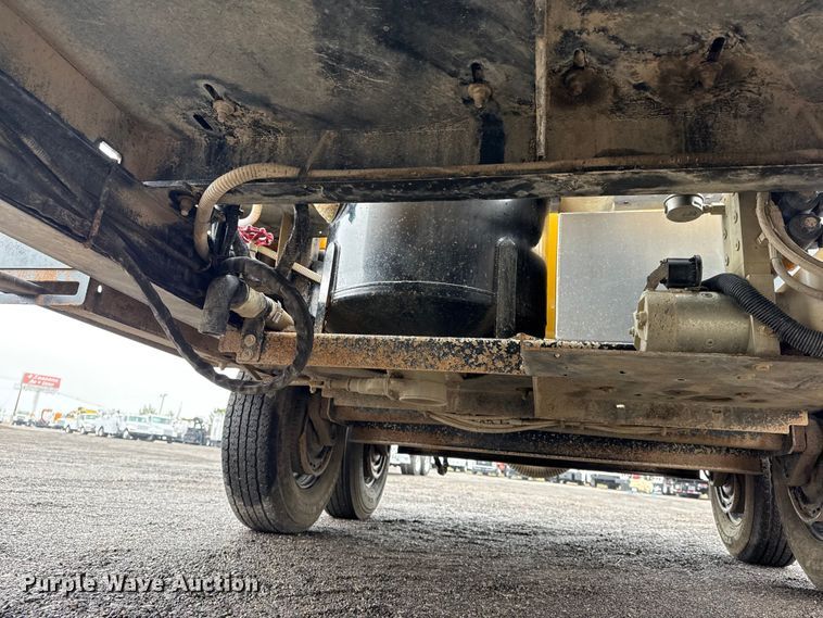 image for item EG2166 2022 Vermeer LP573 SDT vacuum excavator