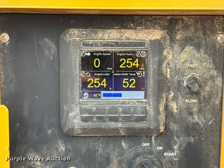 image for item EG2166 2022 Vermeer LP573 SDT vacuum excavator