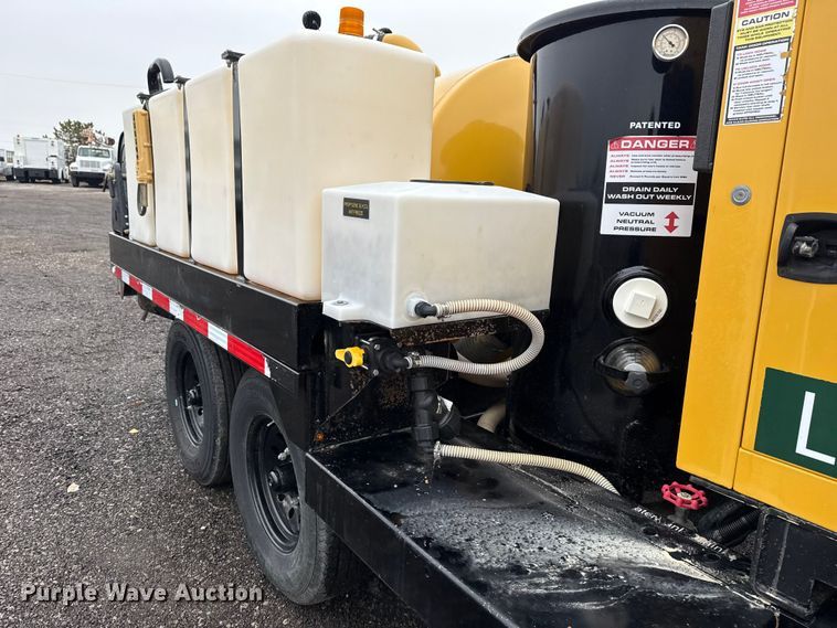 image for item EG2166 2022 Vermeer LP573 SDT vacuum excavator