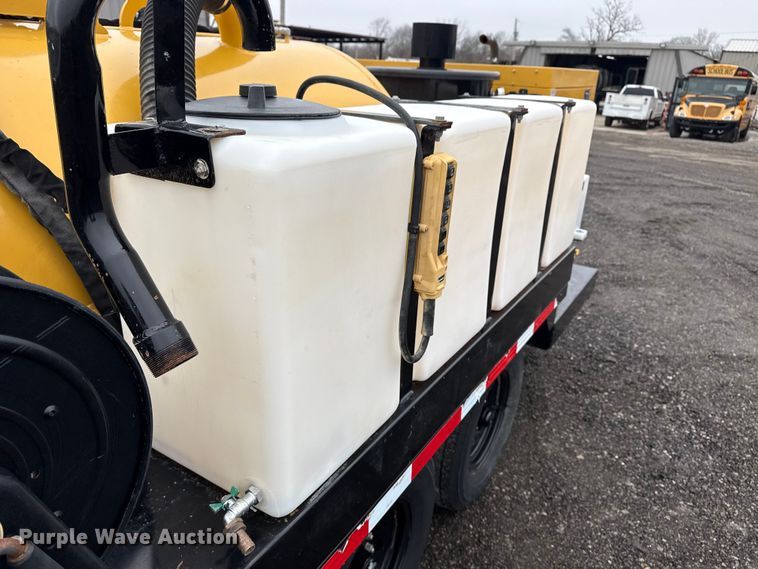 image for item EG2166 2022 Vermeer LP573 SDT vacuum excavator