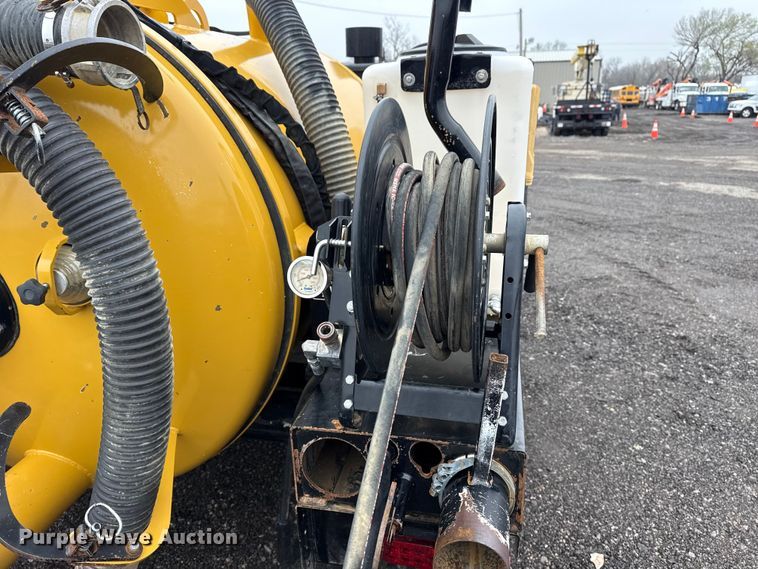 image for item EG2166 2022 Vermeer LP573 SDT vacuum excavator