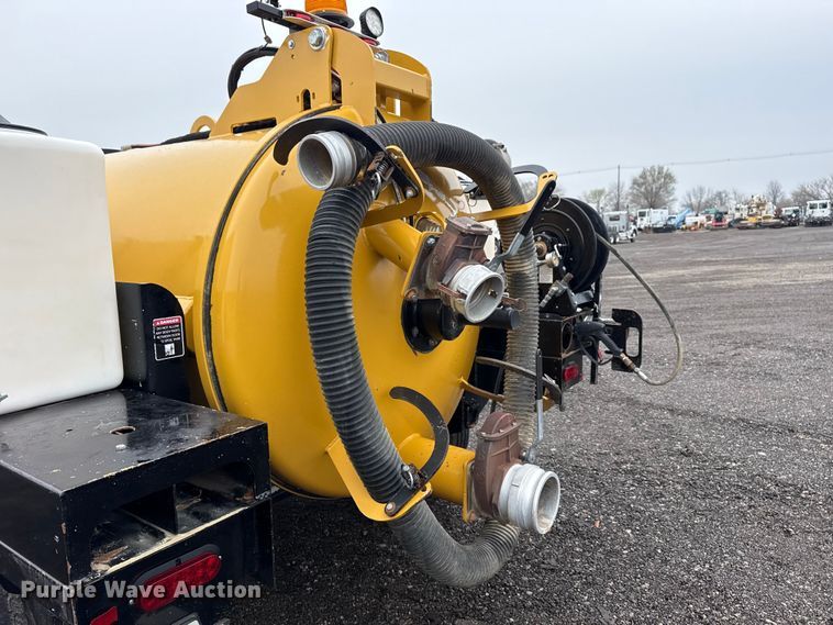 image for item EG2166 2022 Vermeer LP573 SDT vacuum excavator