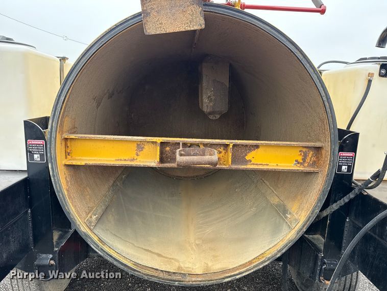 image for item EG2166 2022 Vermeer LP573 SDT vacuum excavator