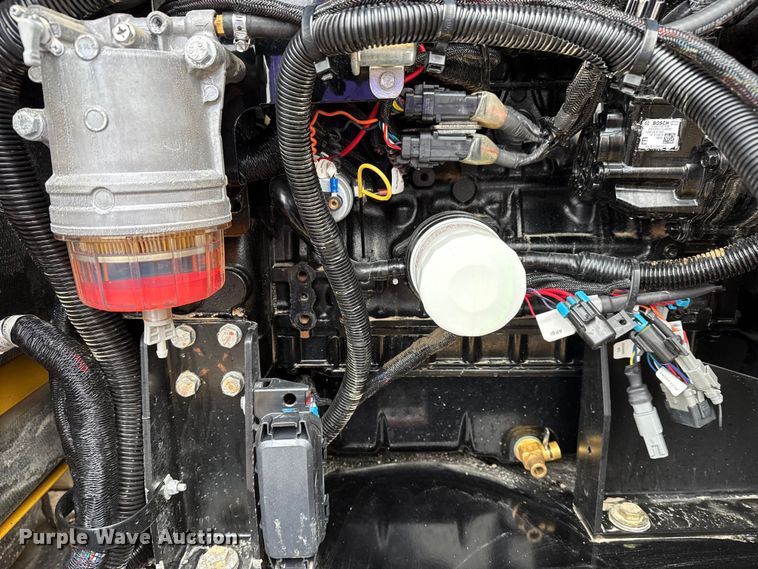 image for item EG2166 2022 Vermeer LP573 SDT vacuum excavator