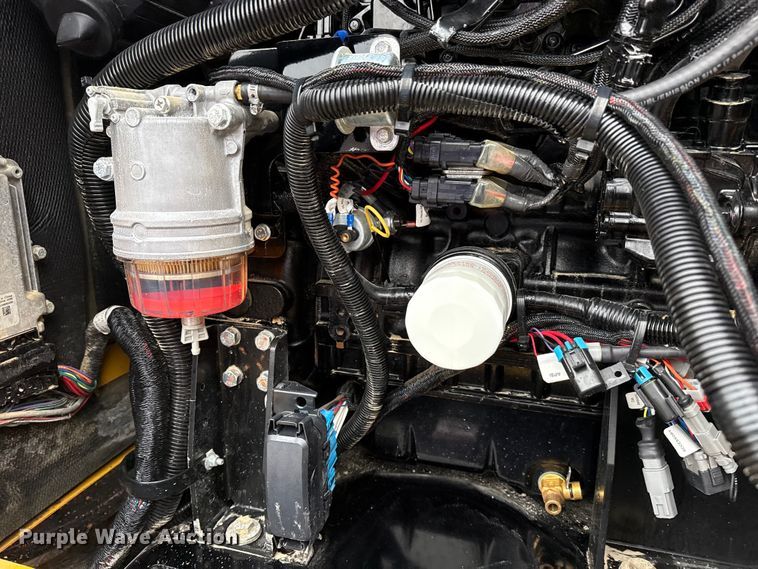 image for item EG2166 2022 Vermeer LP573 SDT vacuum excavator