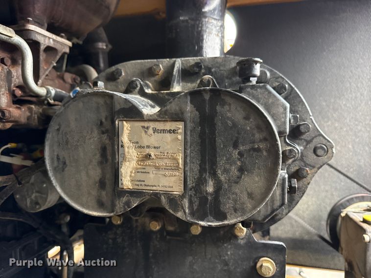 image for item EG2166 2022 Vermeer LP573 SDT vacuum excavator