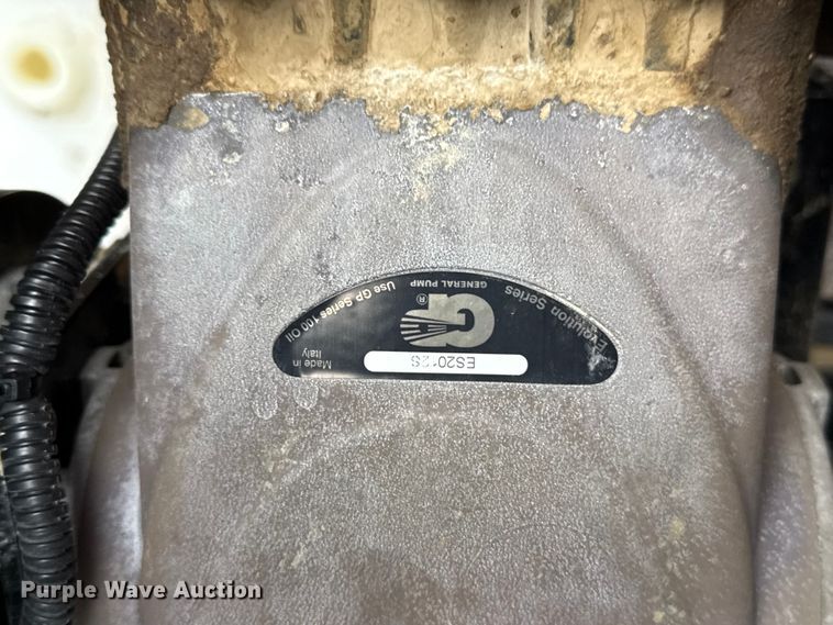 image for item EG2166 2022 Vermeer LP573 SDT vacuum excavator