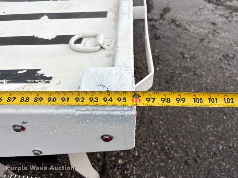 image for item EG5698 2016 Ford F650 Super Duty flatbed truck