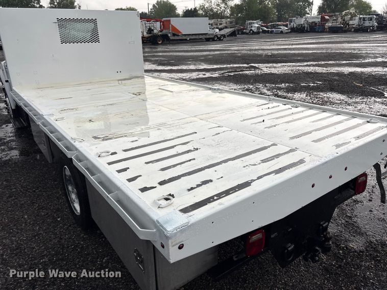 image for item EG5698 2016 Ford F650 Super Duty flatbed truck