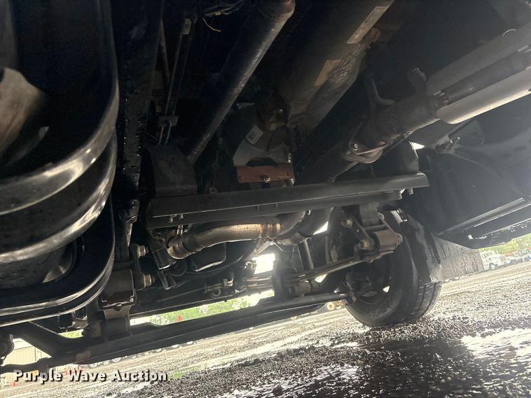 image for item EG5698 2016 Ford F650 Super Duty flatbed truck