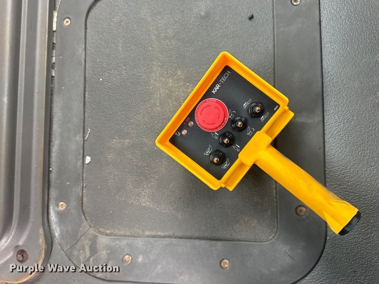 image for item EG8840 2007 Sterling  Acterra utility / service truck