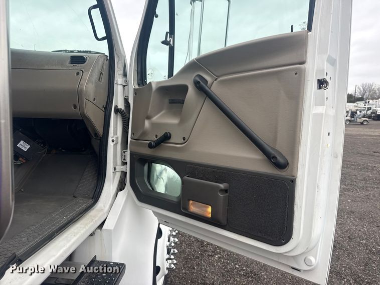 image for item EG8840 2007 Sterling  Acterra utility / service truck