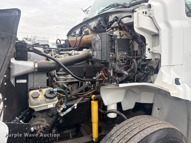 image for item EG8840 2007 Sterling  Acterra utility / service truck