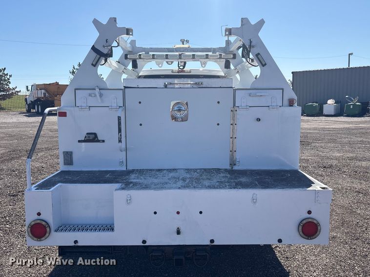 image for item EG8859 2015 Ford F250 Super Duty Ext. Cab utility bed pickup truck