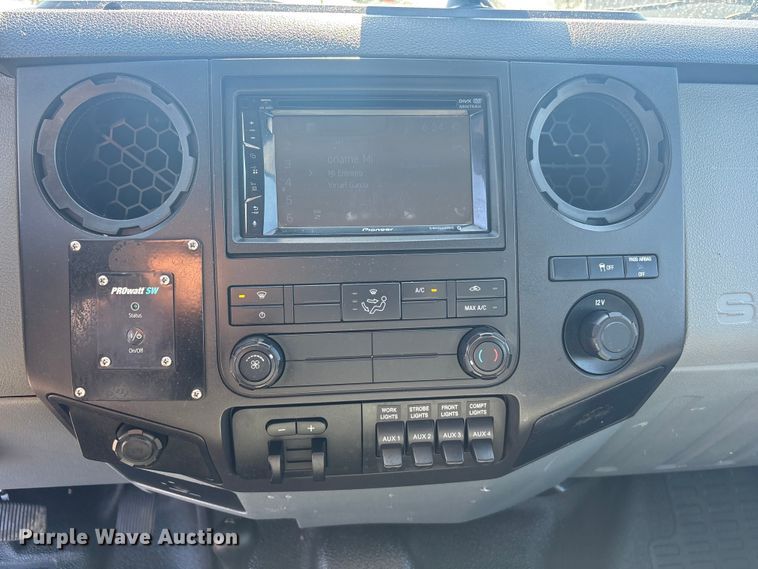 image for item EG8859 2015 Ford F250 Super Duty Ext. Cab utility bed pickup truck