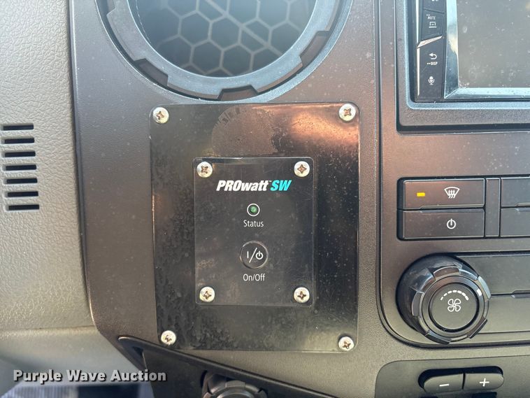 image for item EG8859 2015 Ford F250 Super Duty Ext. Cab utility bed pickup truck