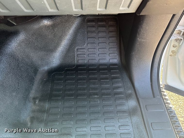 image for item EG8859 2015 Ford F250 Super Duty Ext. Cab utility bed pickup truck