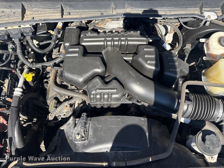 image for item EG8859 2015 Ford F250 Super Duty Ext. Cab utility bed pickup truck