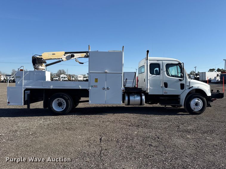 image for item EG8898 2007 Freightliner Business Class M2 crane truck