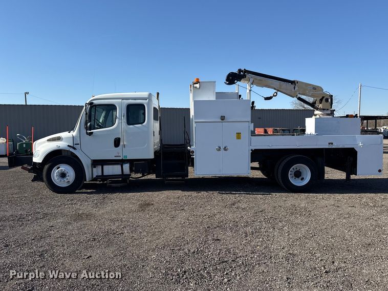 image for item EG8898 2007 Freightliner Business Class M2 crane truck