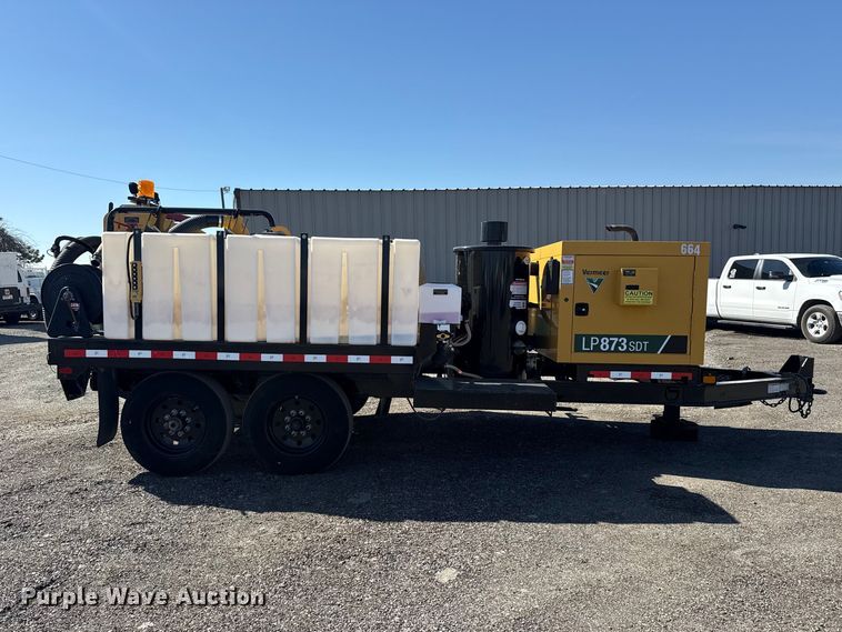 image for item EG8900 2022 Vermeer LP873SDT 