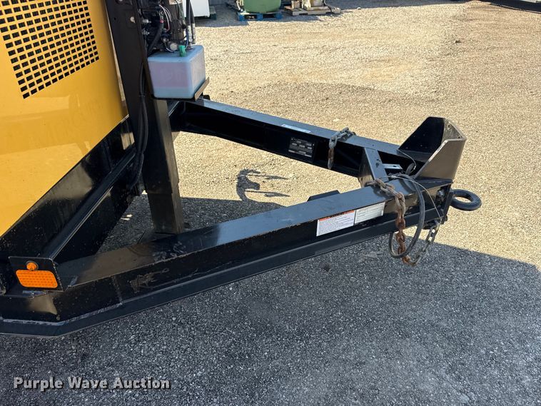 image for item EG8900 2022 Vermeer LP873SDT 