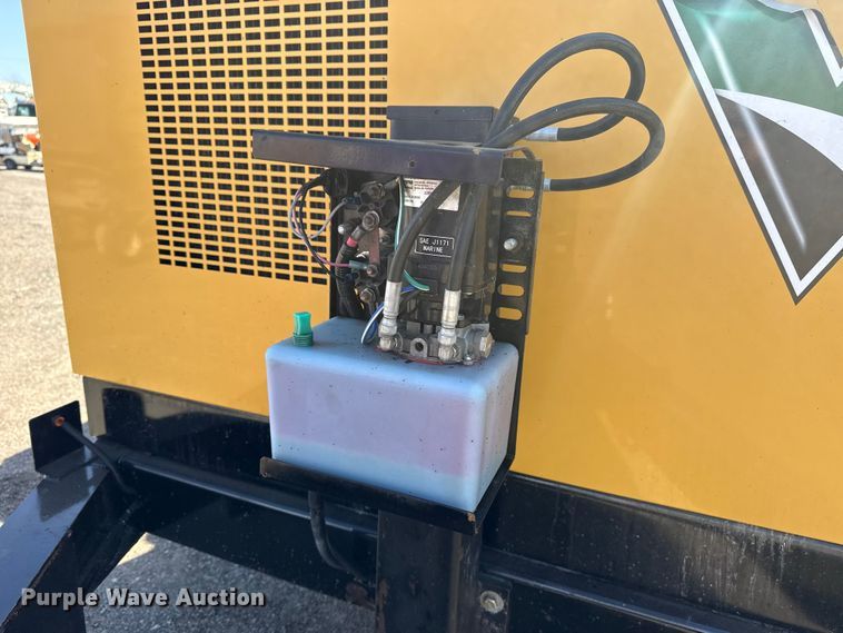 image for item EG8900 2022 Vermeer LP873SDT 