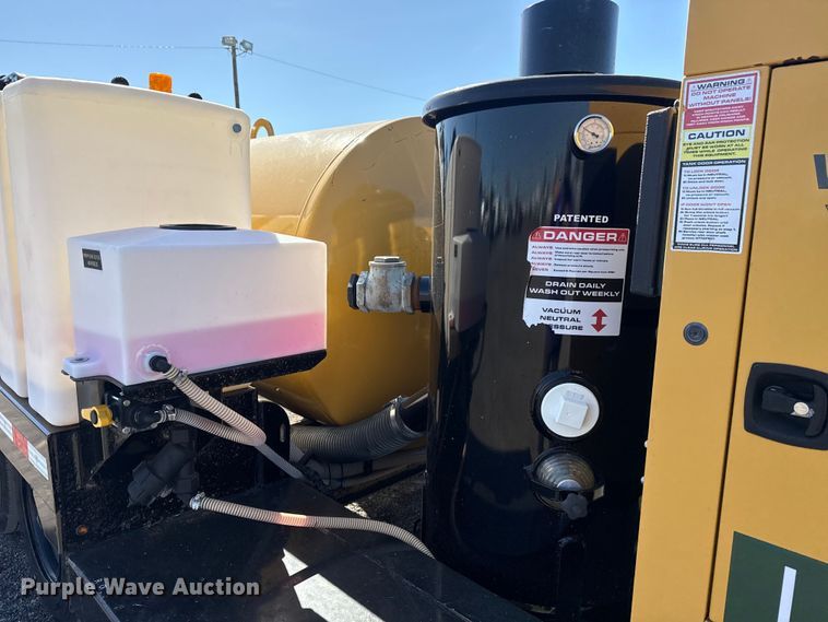 image for item EG8900 2022 Vermeer LP873SDT 