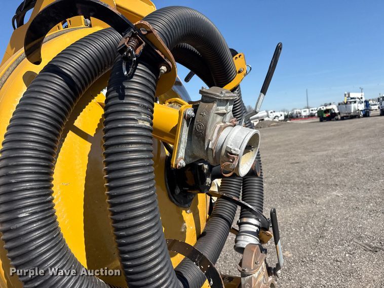 image for item EG8900 2022 Vermeer LP873SDT 