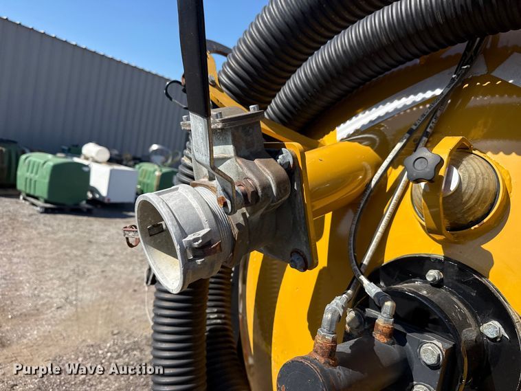 image for item EG8900 2022 Vermeer LP873SDT 