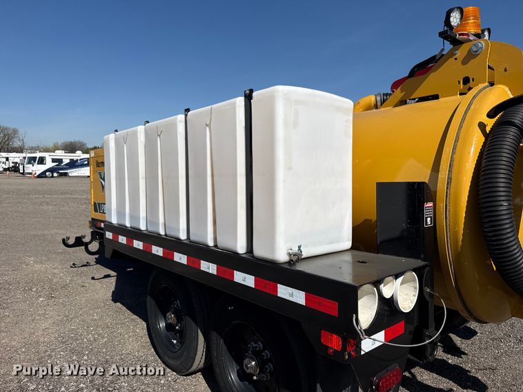 image for item EG8900 2022 Vermeer LP873SDT 