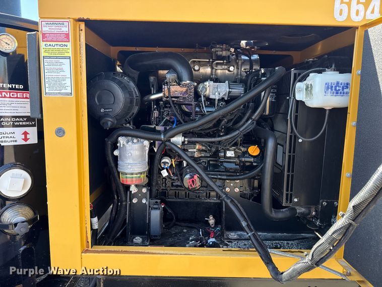 image for item EG8900 2022 Vermeer LP873SDT 