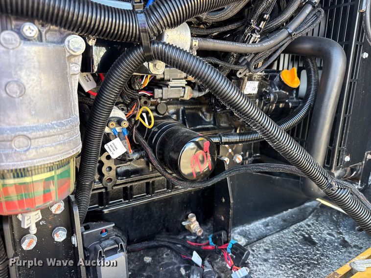 image for item EG8900 2022 Vermeer LP873SDT 