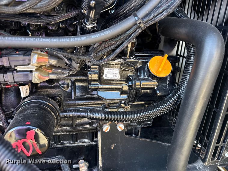 image for item EG8900 2022 Vermeer LP873SDT 