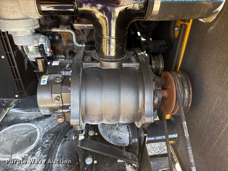 image for item EG8900 2022 Vermeer LP873SDT 