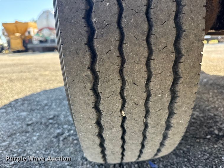 image for item EG8900 2022 Vermeer LP873SDT 