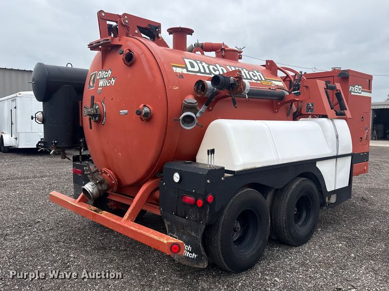 image for item EG8934 2009 Ditch Witch FX60 vacuum excavator