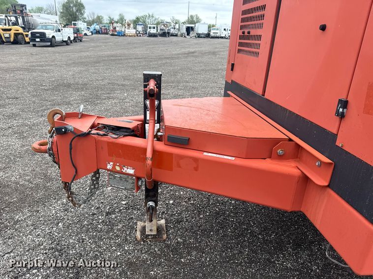 image for item EG8934 2009 Ditch Witch FX60 vacuum excavator