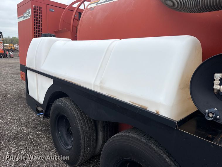 image for item EG8934 2009 Ditch Witch FX60 vacuum excavator