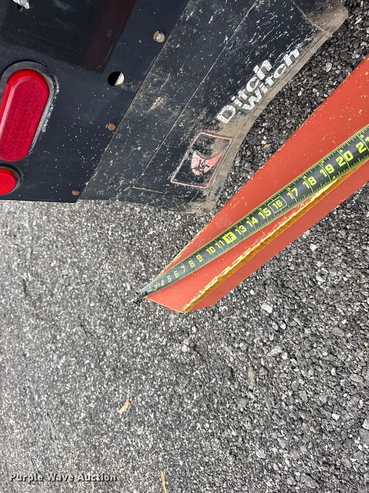 image for item EG8934 2009 Ditch Witch FX60 vacuum excavator