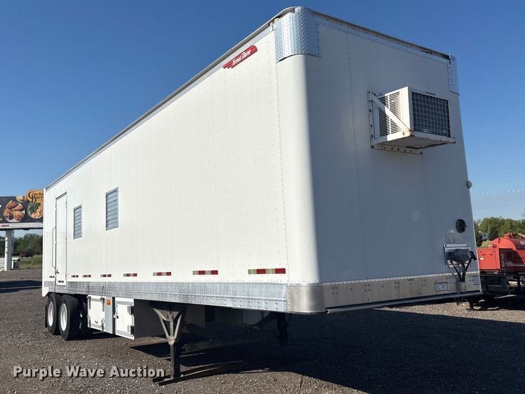 image for item EG8945 2017 Great Dane CLA-1214-01336 dry van trailer with Gulfgate oil purification system