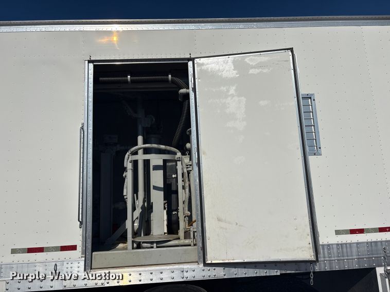 image for item EG8945 2017 Great Dane CLA-1214-01336 dry van trailer with Gulfgate oil purification system