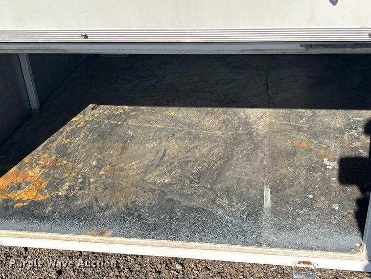 image for item EG8945 2017 Great Dane CLA-1214-01336 dry van trailer with Gulfgate oil purification system
