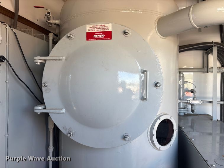 image for item EG8945 2017 Great Dane CLA-1214-01336 dry van trailer with Gulfgate oil purification system