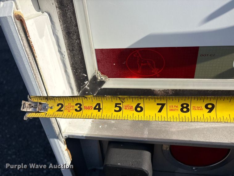 image for item EG8945 2017 Great Dane CLA-1214-01336 dry van trailer with Gulfgate oil purification system