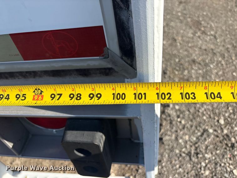 image for item EG8945 2017 Great Dane CLA-1214-01336 dry van trailer with Gulfgate oil purification system