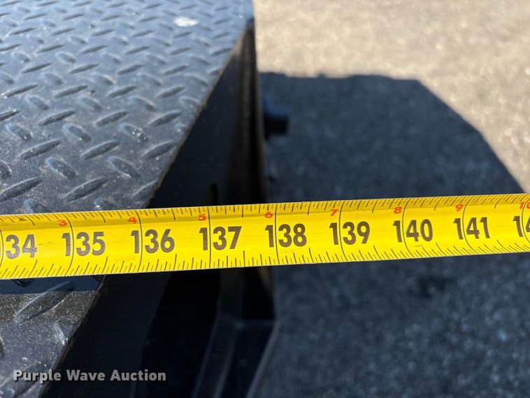 image for item EG8946 2022 Chevrolet Silverado 5500HD flatbed truck