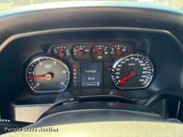 image for item EG8946 2022 Chevrolet Silverado 5500HD flatbed truck