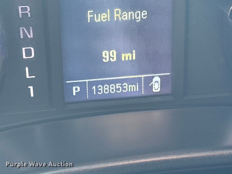 image for item EG8946 2022 Chevrolet Silverado 5500HD flatbed truck