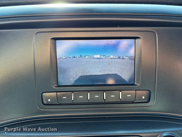 image for item EG8946 2022 Chevrolet Silverado 5500HD flatbed truck